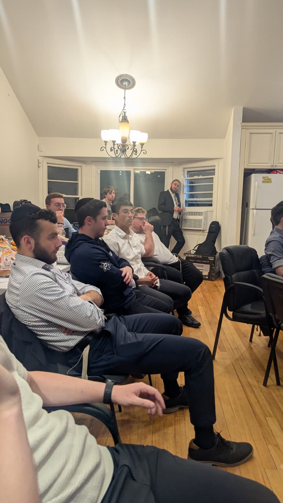 Talmidim in the beis medrash